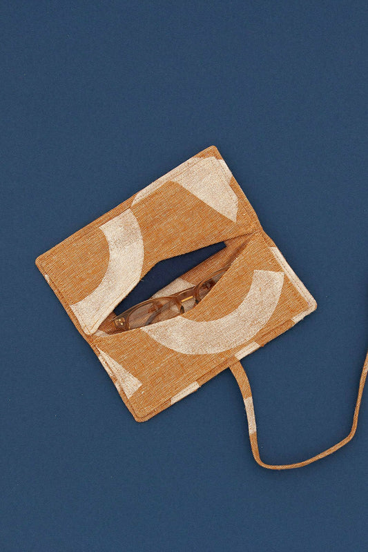 James Eyeglass Case