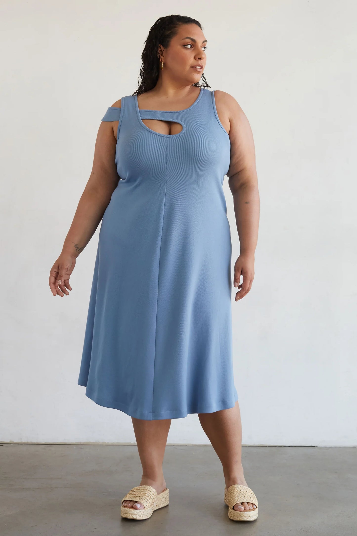 Nice Tri Tank - Flare Dress Expansion