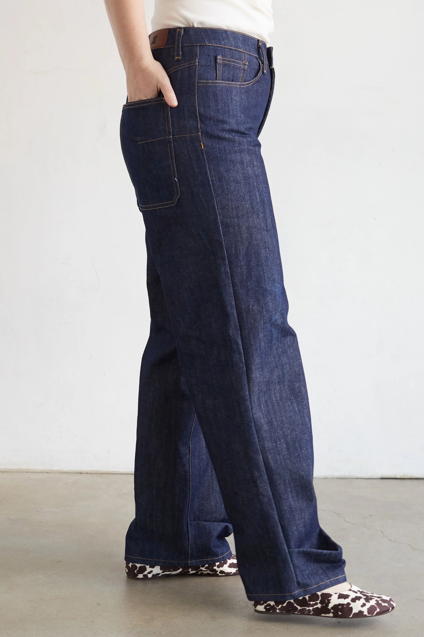 The Dart Side Jeans