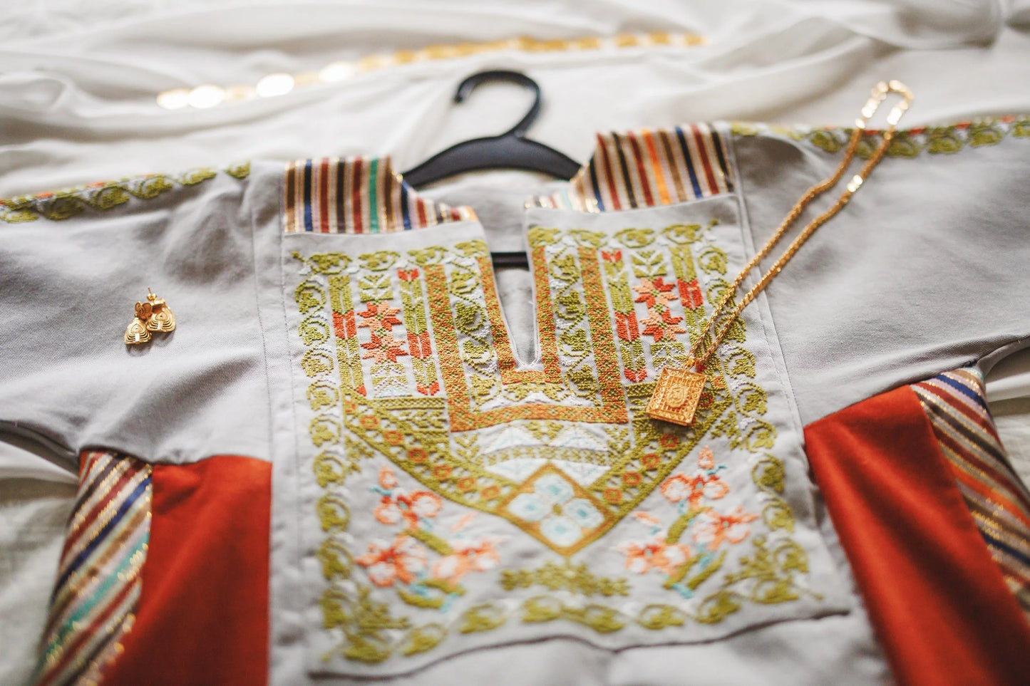 Lina's Traditional Thobe