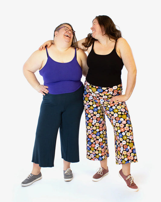 picture from the front of two people wearing nelson leggings