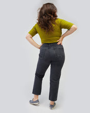Load image into Gallery viewer, Brooks Jeans
