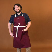 Load image into Gallery viewer, Helen&#39;s Closet Sam Apron
