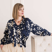 Load image into Gallery viewer, Vlada Blouse -- Pattern + Printing
